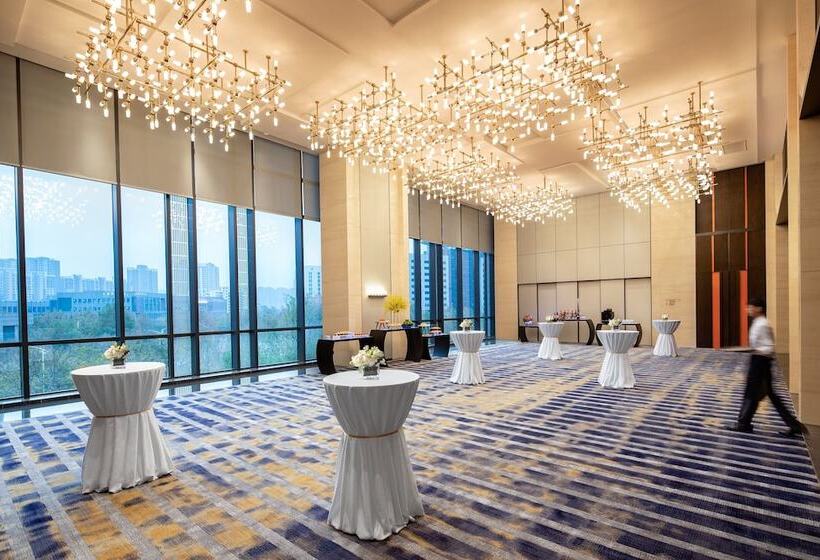 هتل Crowne Plaza Zhengzhou High Tech Zone, An Ihg