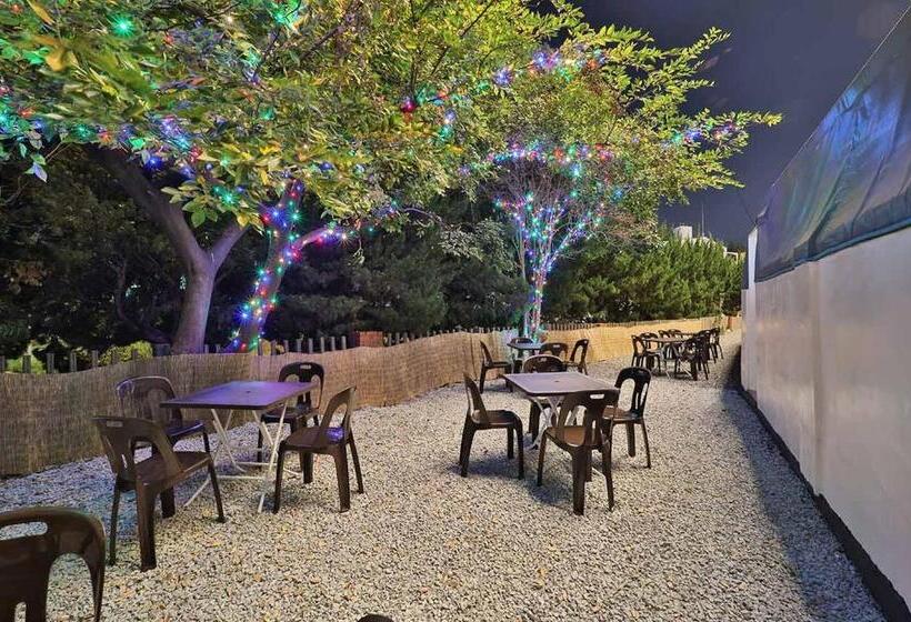 בית מלון כפרי Frenchcode