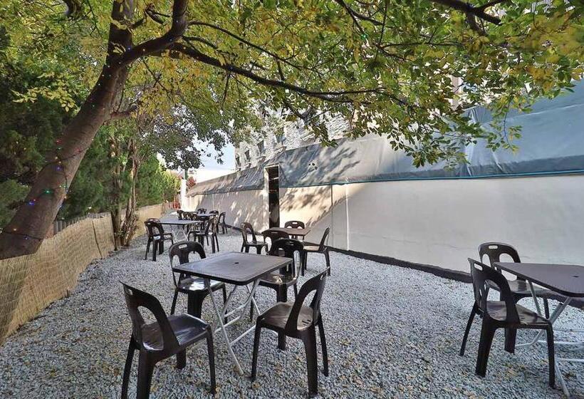 בית מלון כפרי Frenchcode