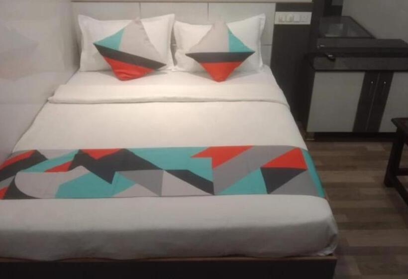 Отель Gv Residency By Wb Inn