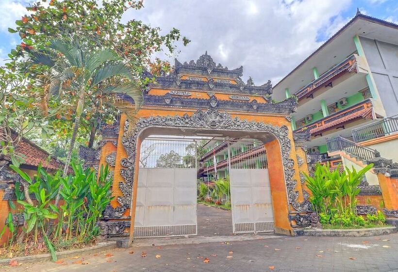 Отель Oyo 91610 Batukaru Garden