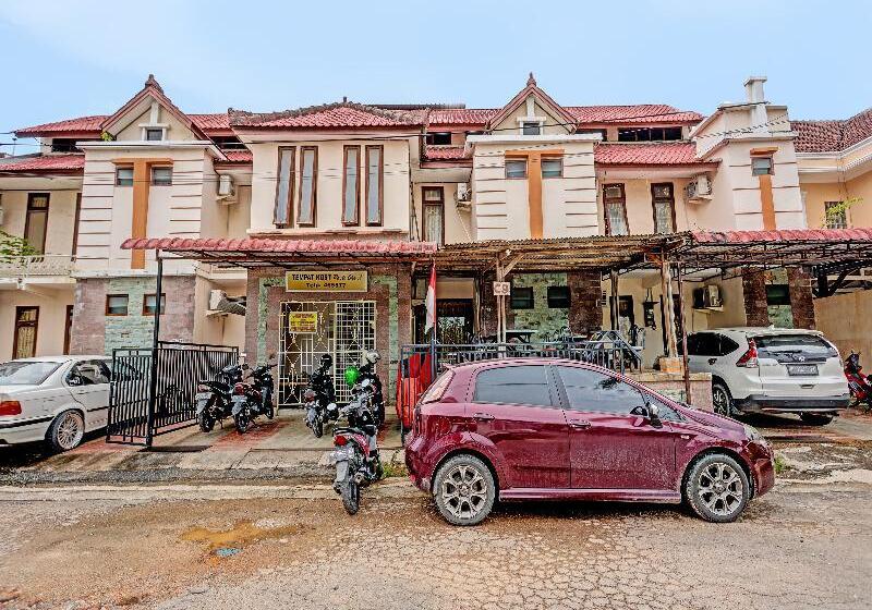 فندق Oyo 91636 K Dadut Homestay