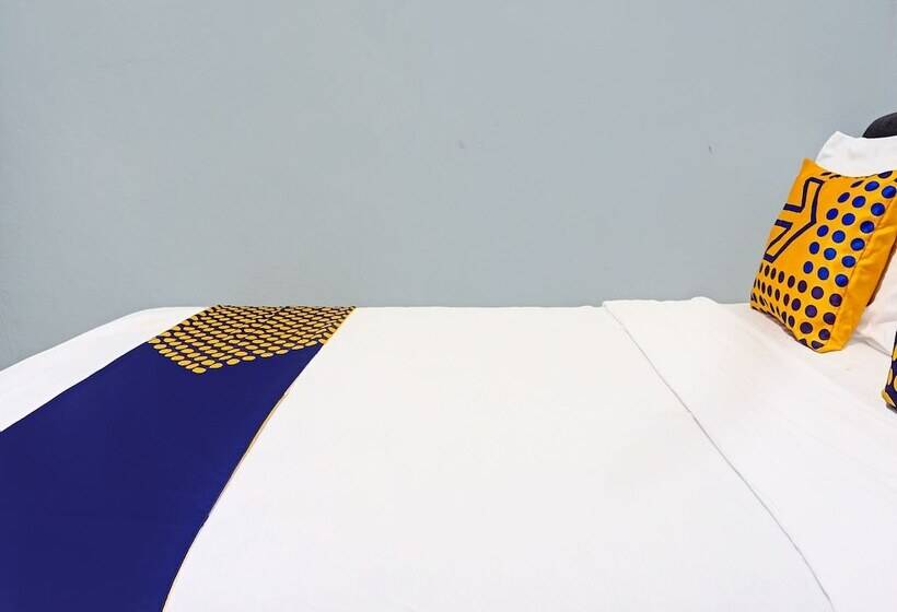 בית מלון כפרי Spot On 91600 Syariah Army Kost & Homestay