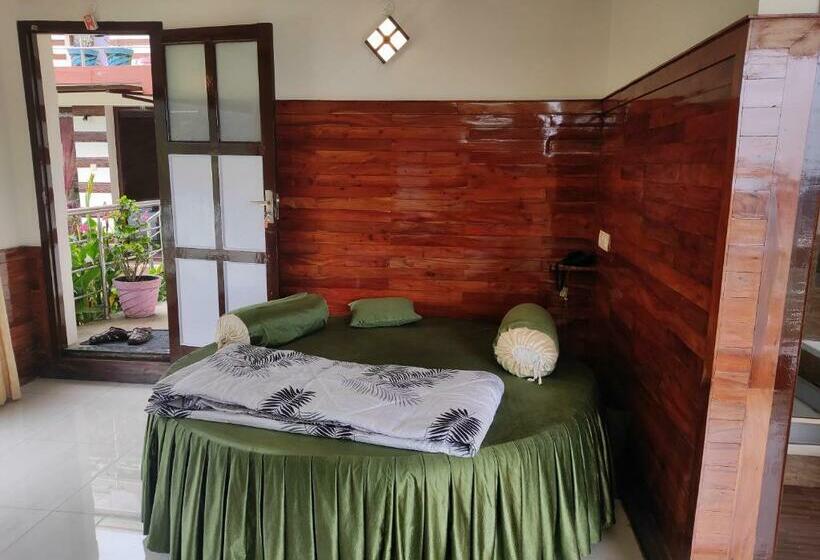 ホテル The Jacks Hilltop Kodai