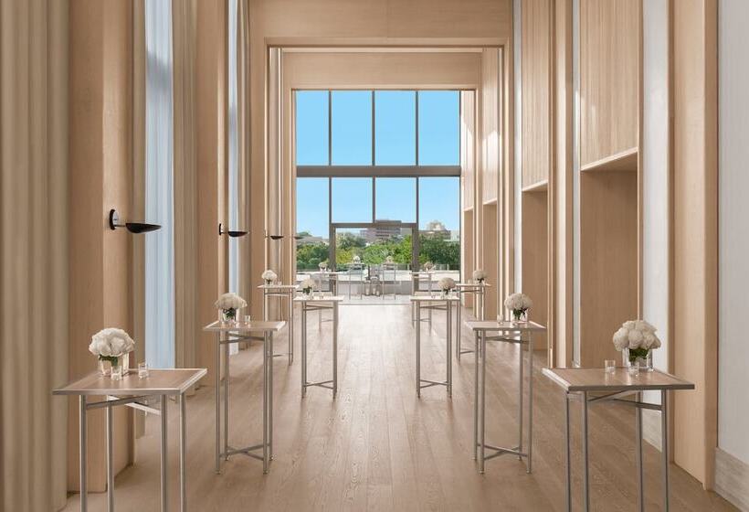 فندق The Tampa Edition