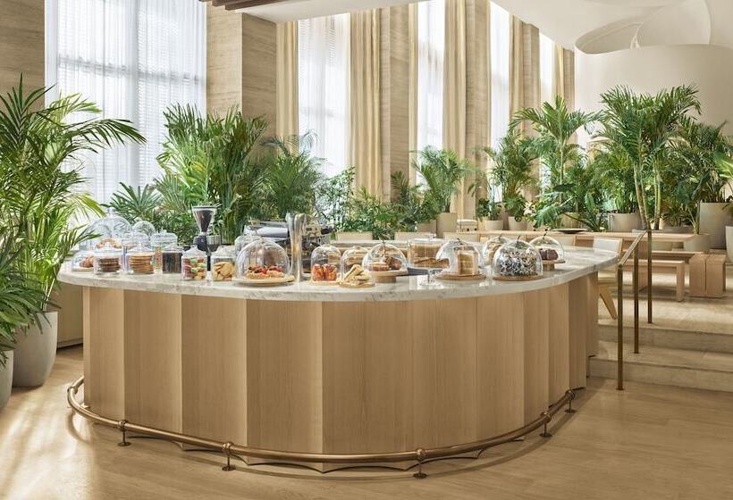 فندق The Tampa Edition