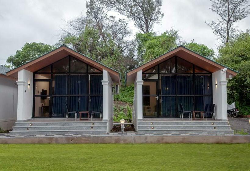 בית מלון כפרי White Sand Beach Resort