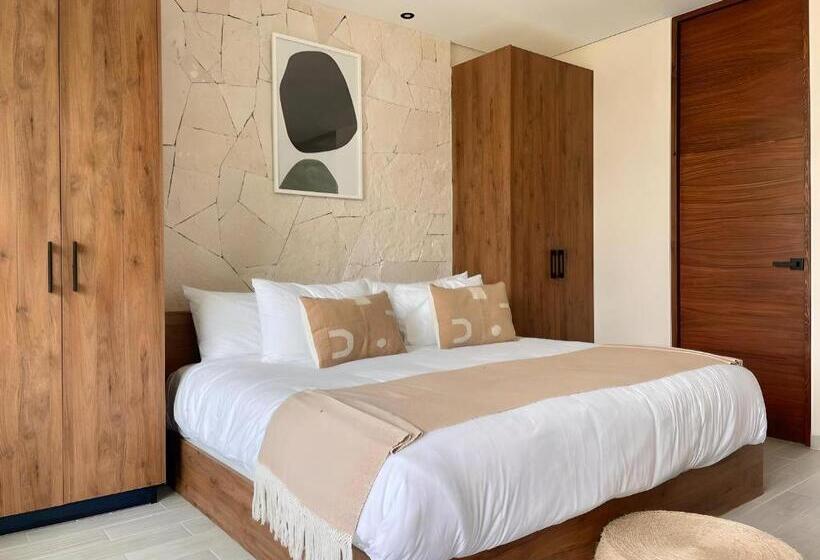 Jade By Andiani Travel