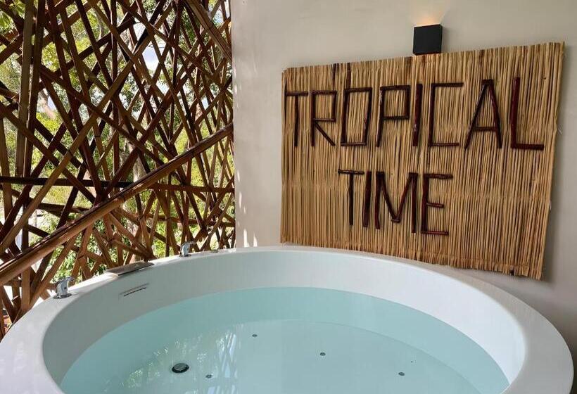 Jade By Andiani Travel