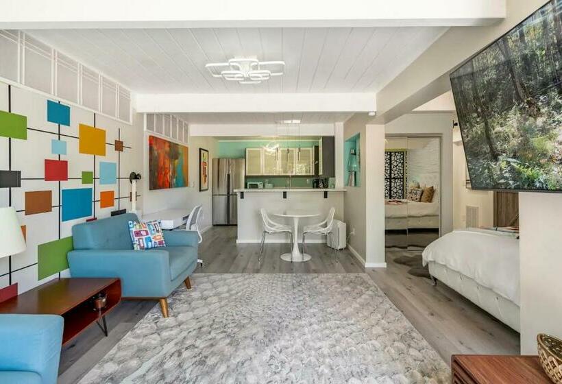 Stylish Retro Luxury   Mid Century Eichler