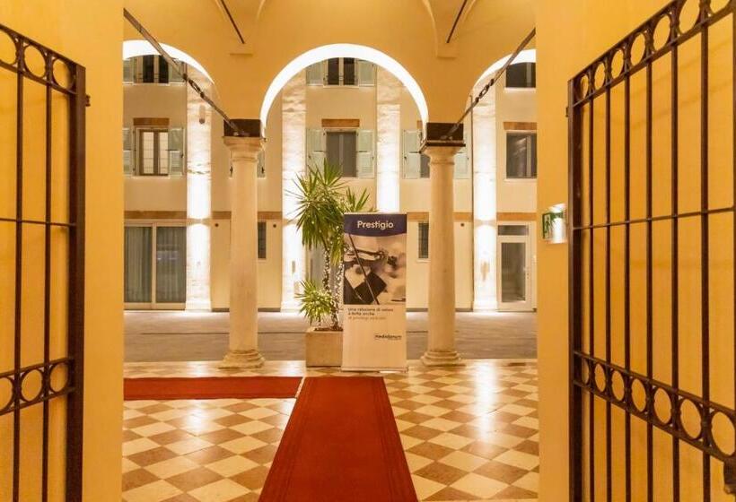 膳宿费 Bonacolsi Collection