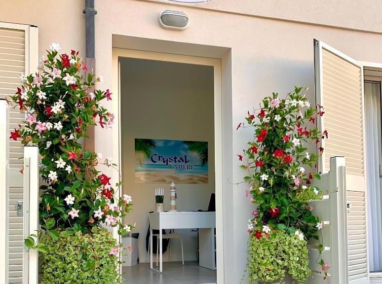 פנסיון Crystal Camere