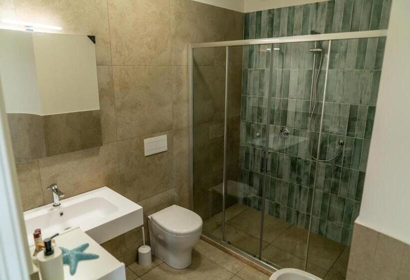 פנסיון Crystal Camere