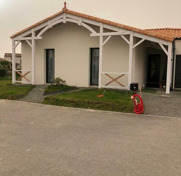 بنسيون La Villa Préfaillaise