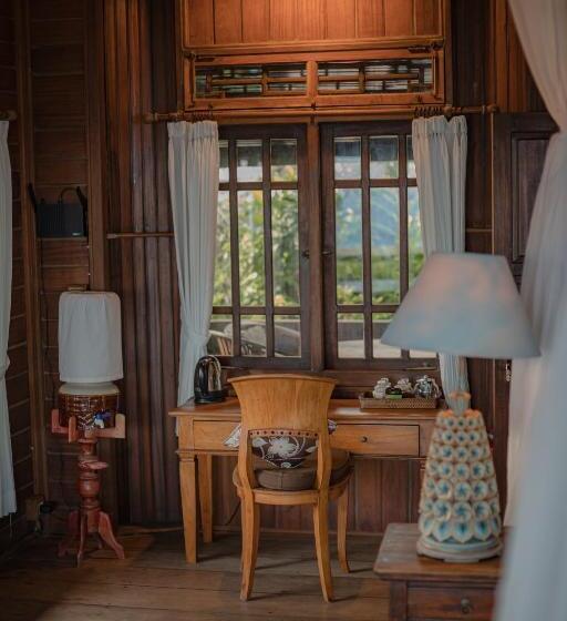 פנסיון Secret Moon Beach House