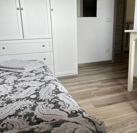 ペンション Villa Flora Di Capriata D Orba