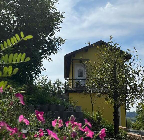 ペンション Villa Flora Di Capriata D Orba