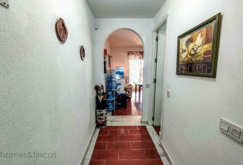 Stunning 2 Bed Beach Apartment In Isla Canela