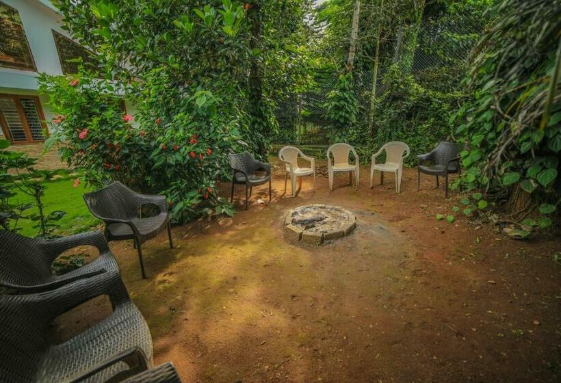 Wow Bison Woods Organic Veg Resort   Yercaud