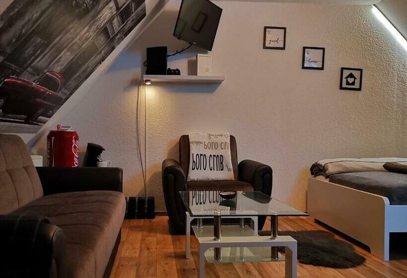 호스텔 Apartment 96