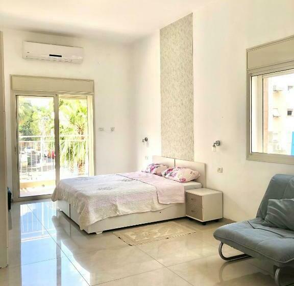 Bat Galim Luxury Apartment By The Sea