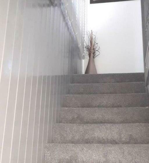 Beautiful And Modern House In Gravesend