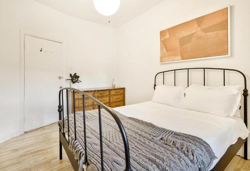 مبيت وإفطار La Maison Du Mile End