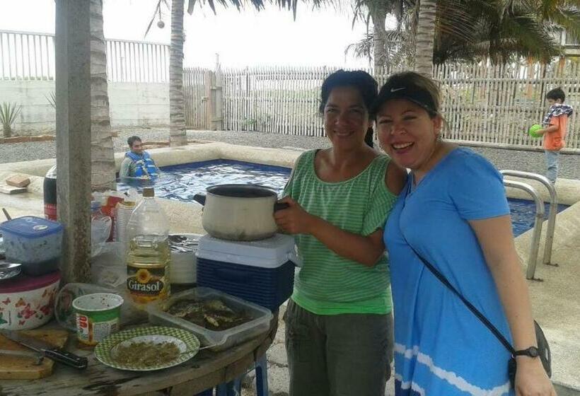 مبيت وإفطار Hostal Cabañas Vistamar