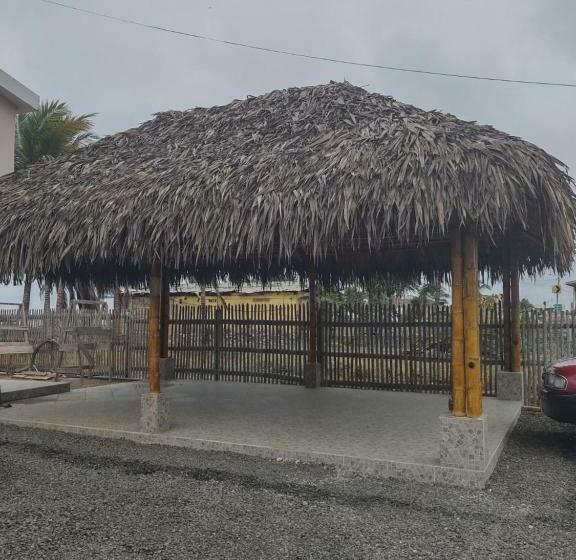 مبيت وإفطار Hostal Cabañas Vistamar