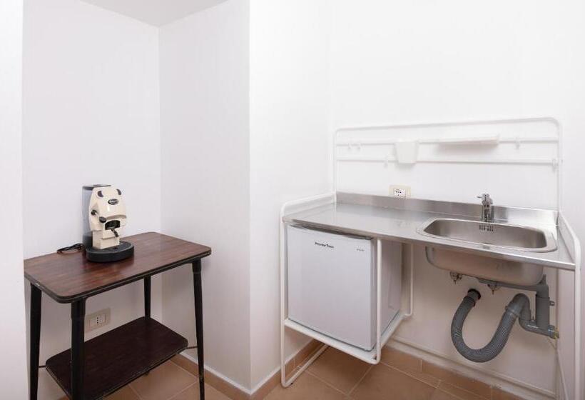 민박 Palazzo Attila Gioia Apartments