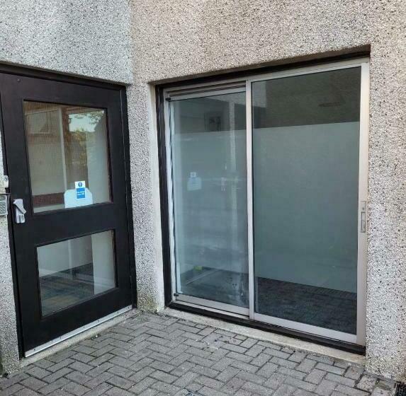 צימר Weston House Serviced Accommodation