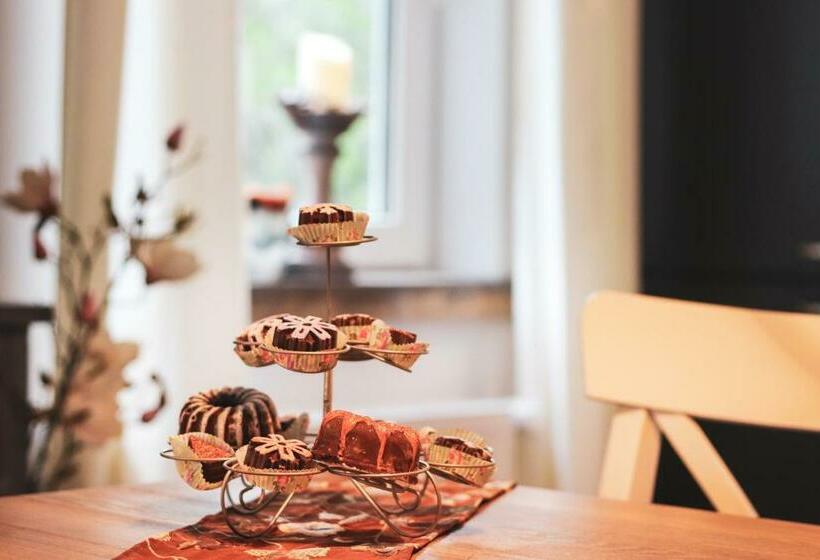 Bei Fritz Und Frieda