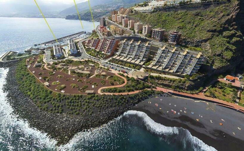 Casa Adosada De Lujo Con Piscina Y Vistas Al Mar
