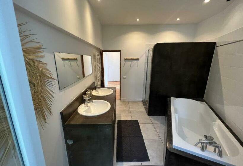 Charmante Maison De Village, Grande Terrasse