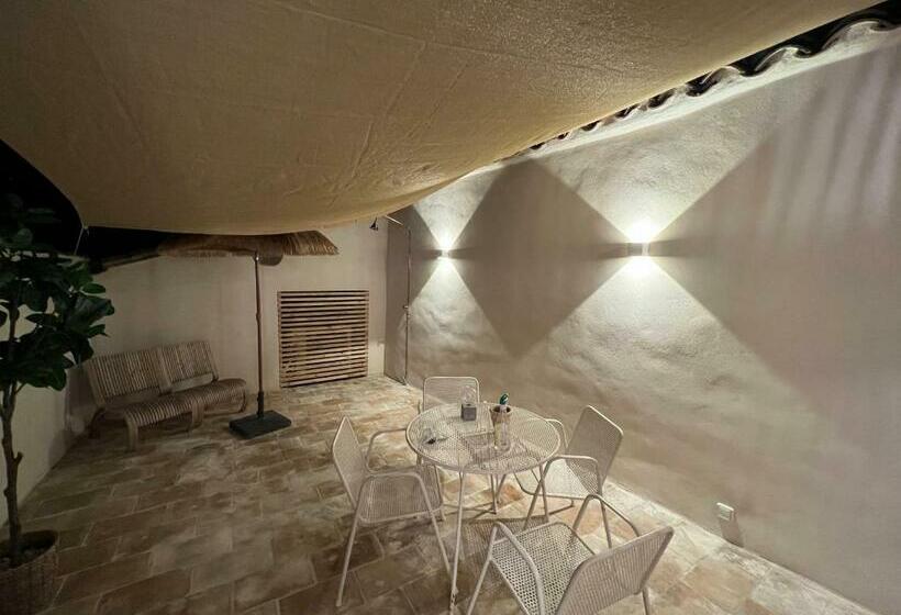 Charmante Maison De Village, Grande Terrasse