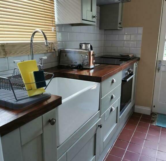 Charming Garden Flat