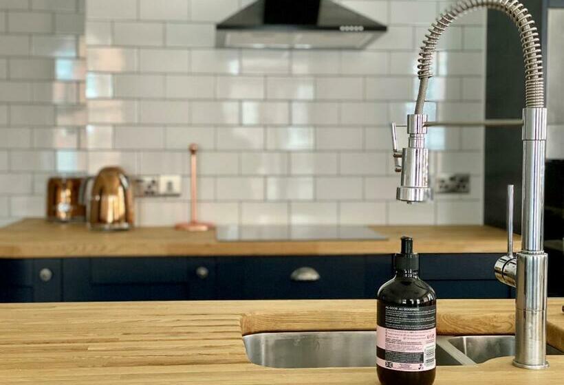 College Hill Shrewsbury