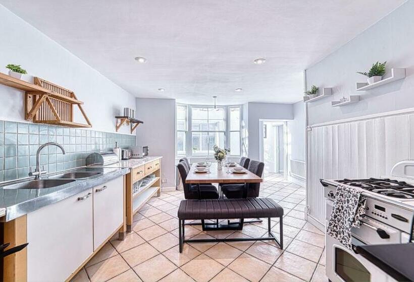 The Stylish Gem Of Bath  Football Table  Sleeps 10