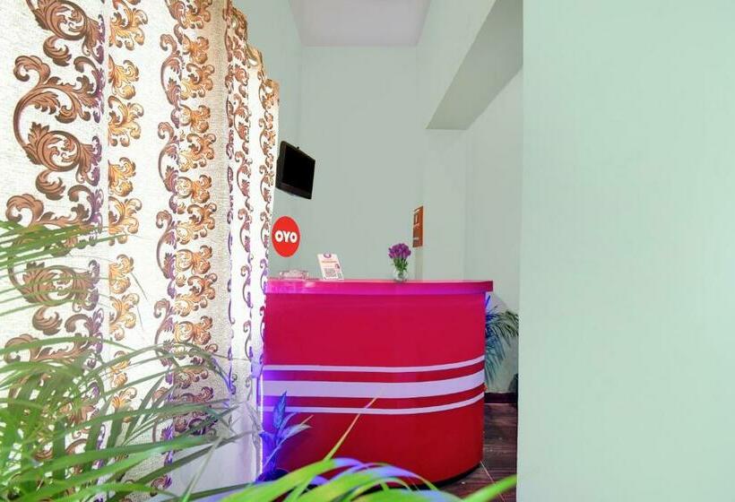 ホテル Capital O 93025 Patra Residency