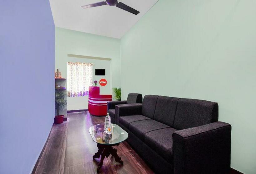 ホテル Capital O 93025 Patra Residency