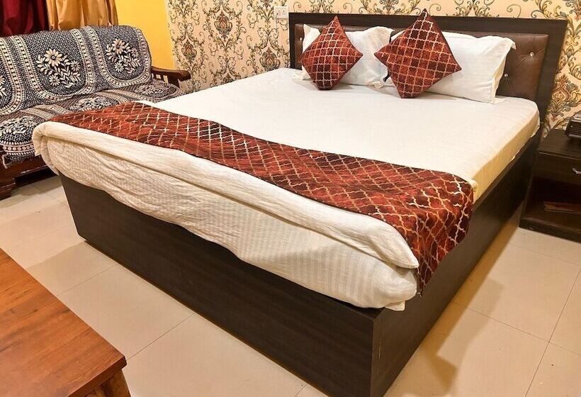 בית מלון כפרי Chandrawali By Wb Inn