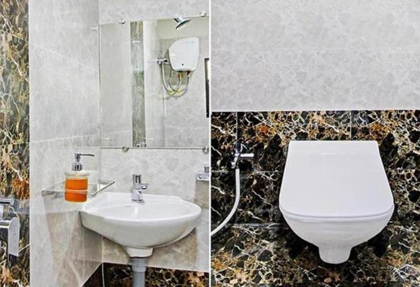 Fabhotel New Shraddha Inn