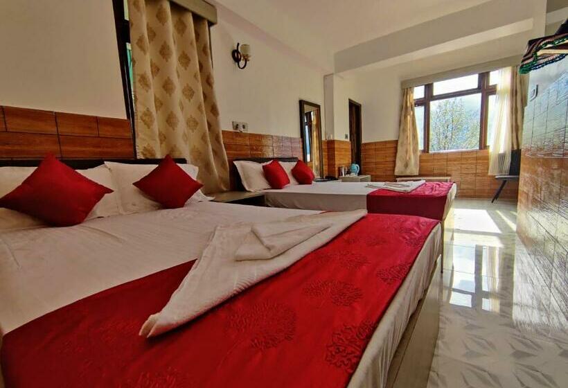 בית מלון כפרי Matina Regency