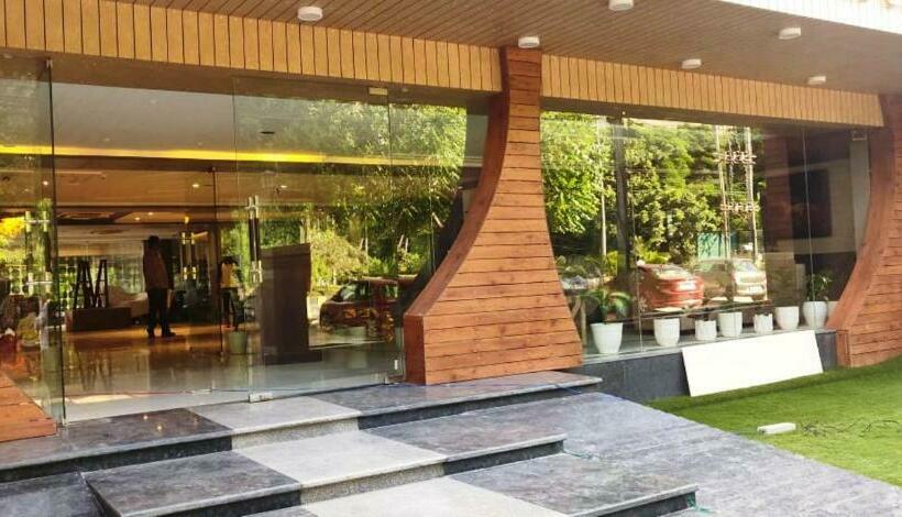 فندق Sakura By Maps