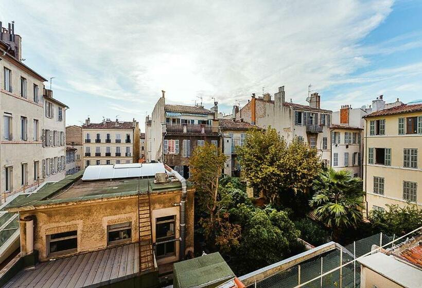 Magnifique T5   Gare St Charles   4 à 10 Personnes