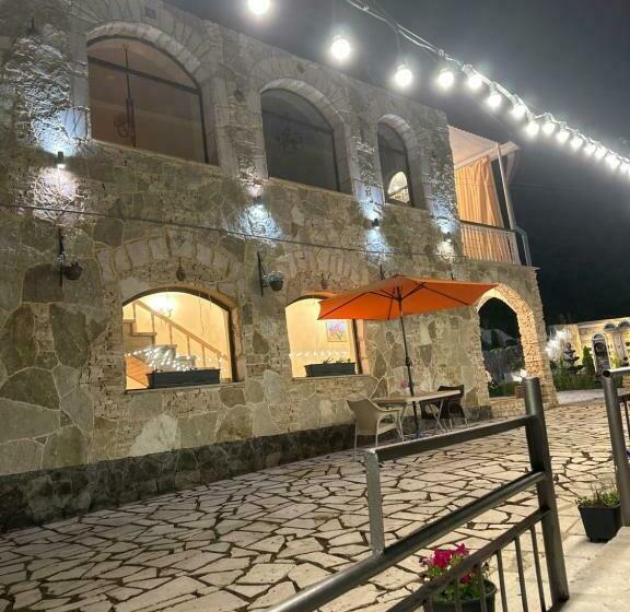 Пансион дехцени