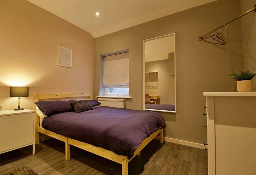 פנסיון Stayboom I  Bellerose