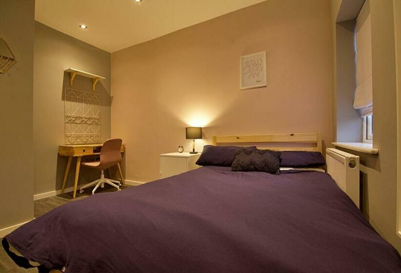 פנסיון Stayboom I  Bellerose