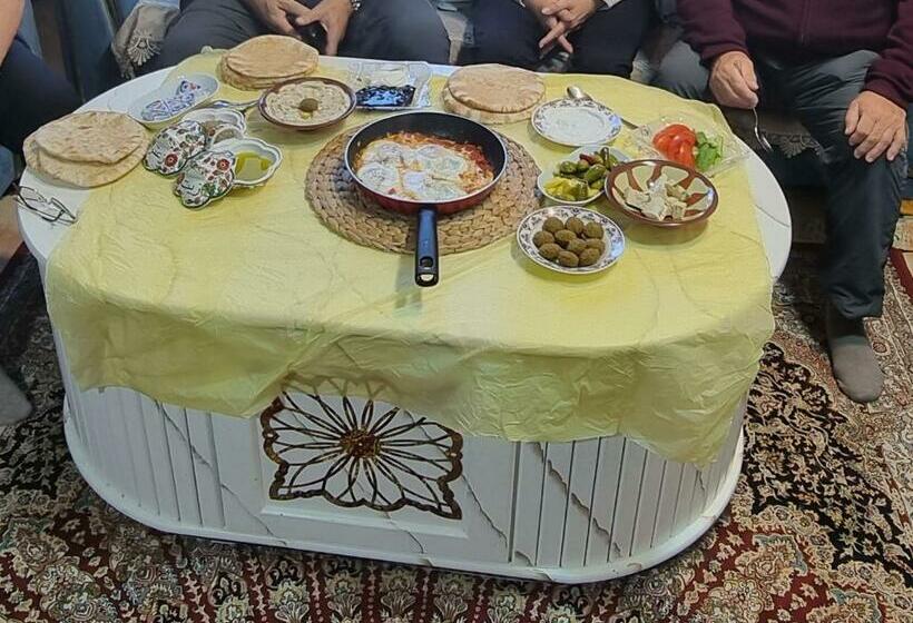 پانسیون Karam