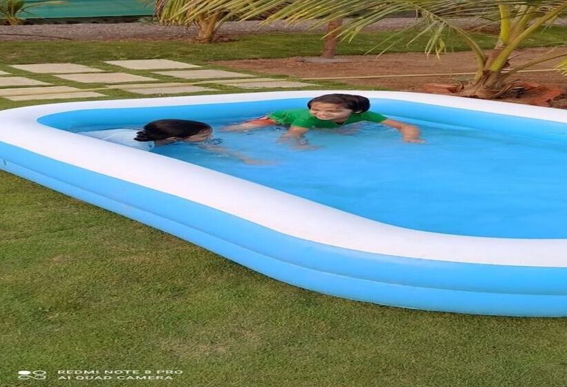 פנסיון Starlight Resort